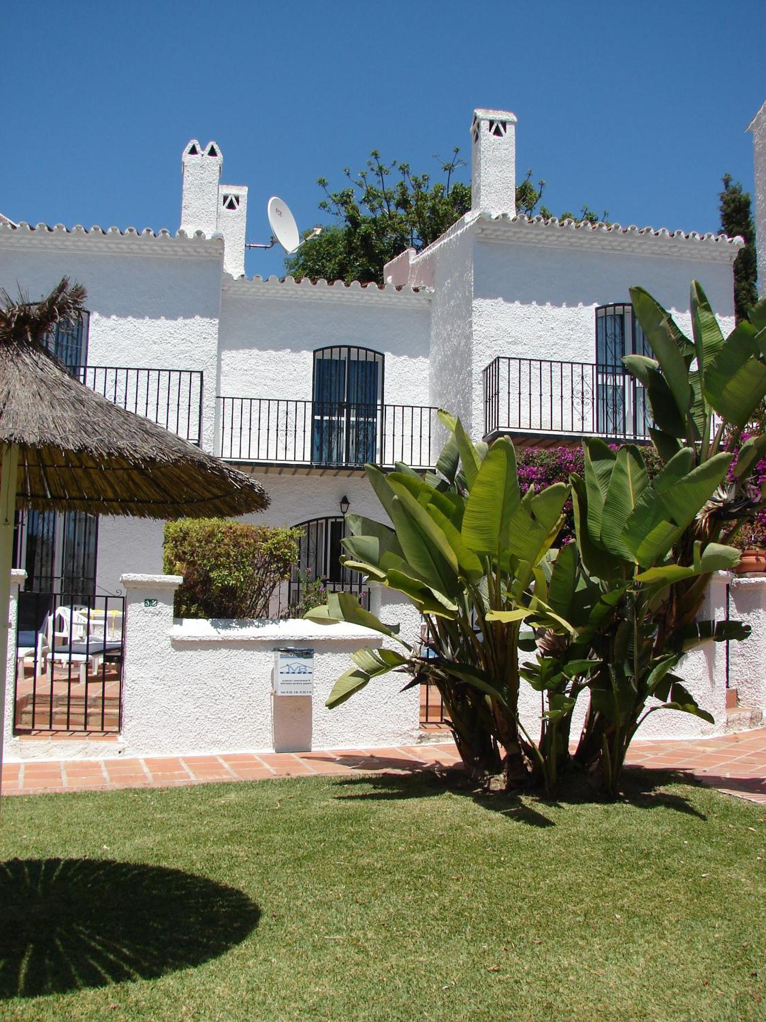 Pinos 11 Menyber Appartement Nerja Buitenkant foto